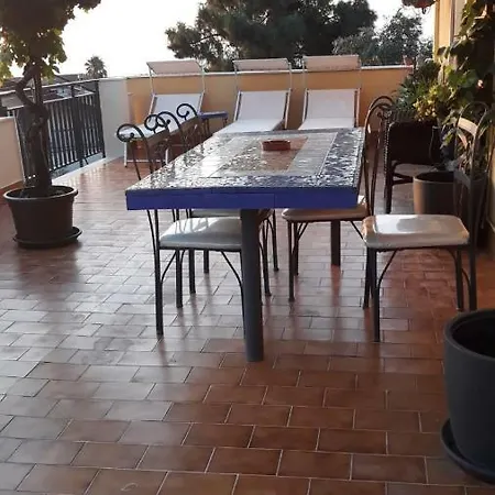 Etnataormina Panorama Apartment *