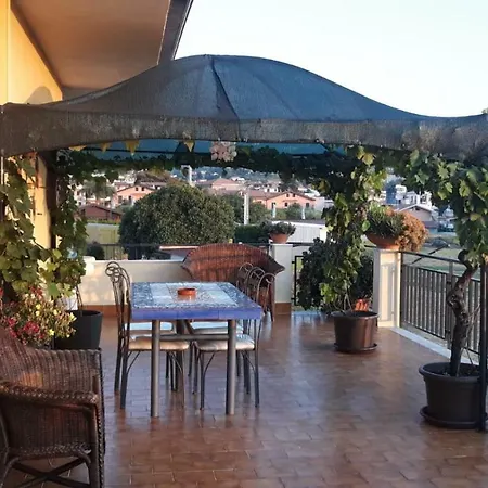 Etnataormina Panorama Apartment *